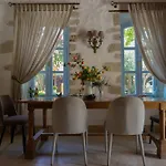 Tas Alaçatı