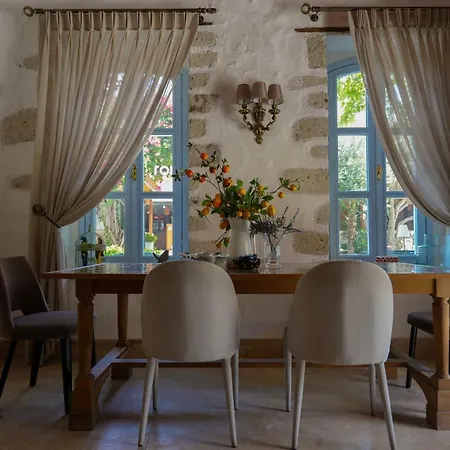 Tas Alaçatı