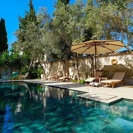 Tas Hotel 3*